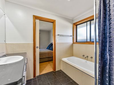 8 Harrington Street, Millicent