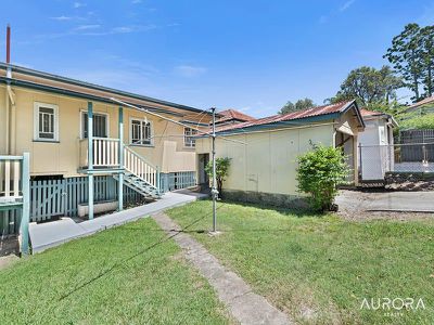 1/674 Logan Road, Greenslopes