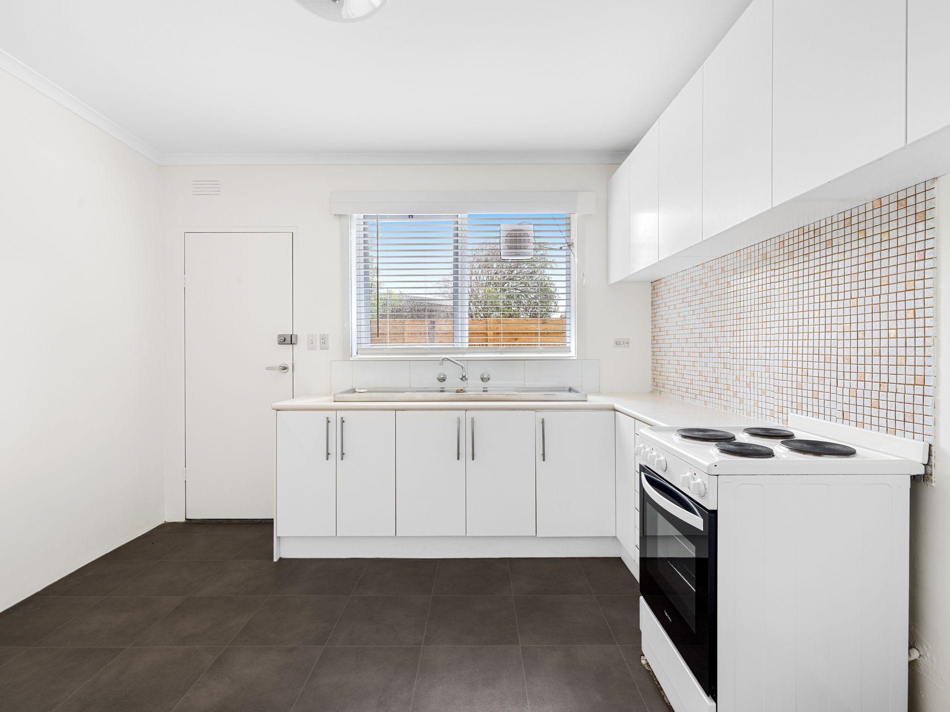 4 / 4 Gellibrand Street, Williamstown