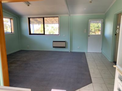 16835 Bass Highway (Cottage), Flowerdale