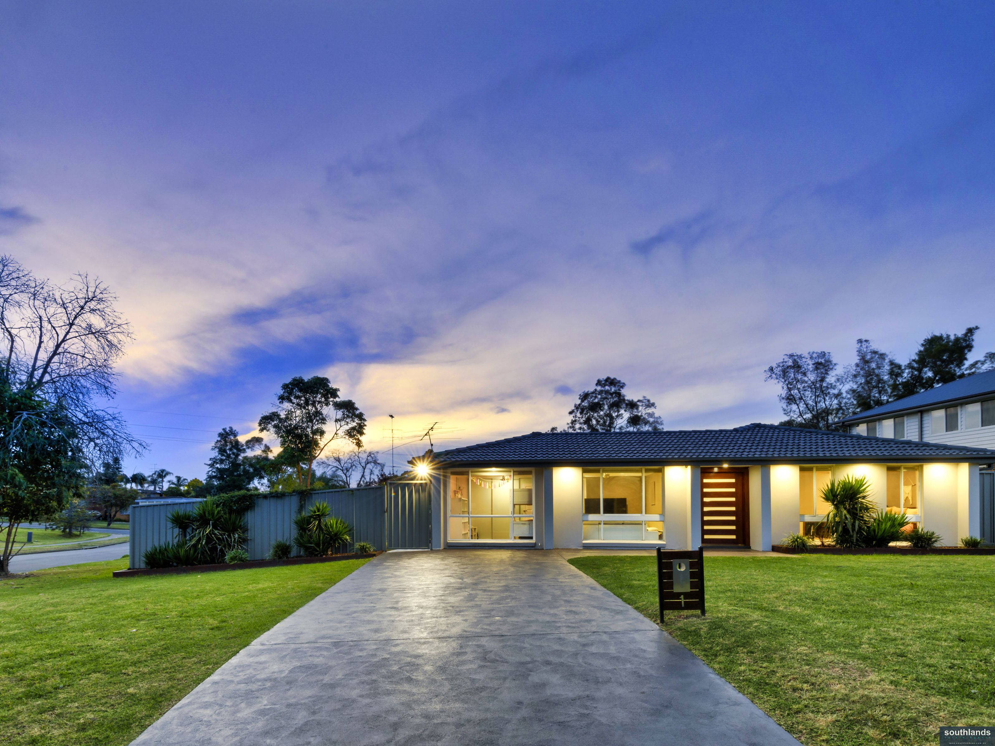 1 Oberon Crescent, SOUTH PENRITH