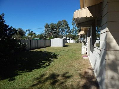17 Deakin Street, Nanango