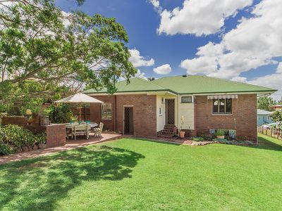 49 Walkers Lane, Booval
