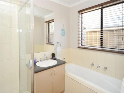 66 Bassett Drive, Strathfieldsaye