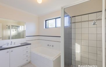 16 Retreat Circuit, Beaconsfield