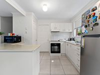 30 / 7 ORICON COURT, Springwood