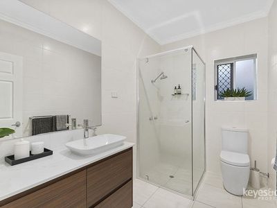 2 Escott Place, Annandale