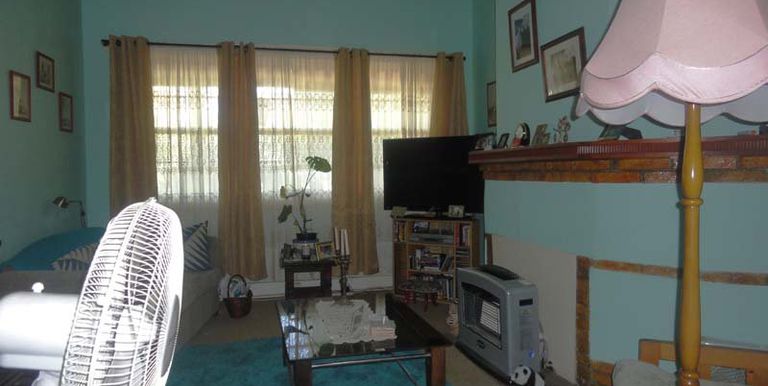 1 Dahlia Street, Violet Town
