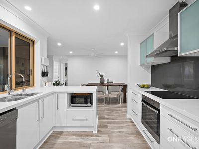 11 Hervey Close, Forest Lake