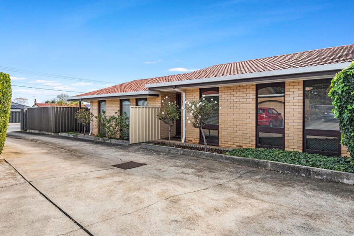 2 / 57 Valiant Road, Holden Hill