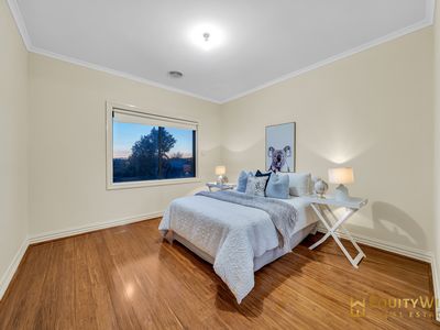 6 Wattle Grove, Point Cook