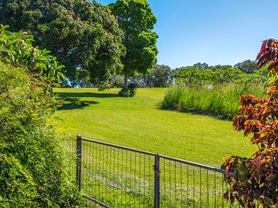 17 Wirree Drive, Ocean Shores