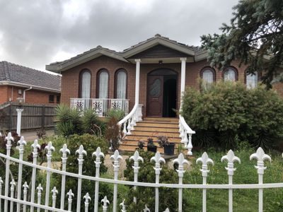 298 Milleara Road, Avondale Heights