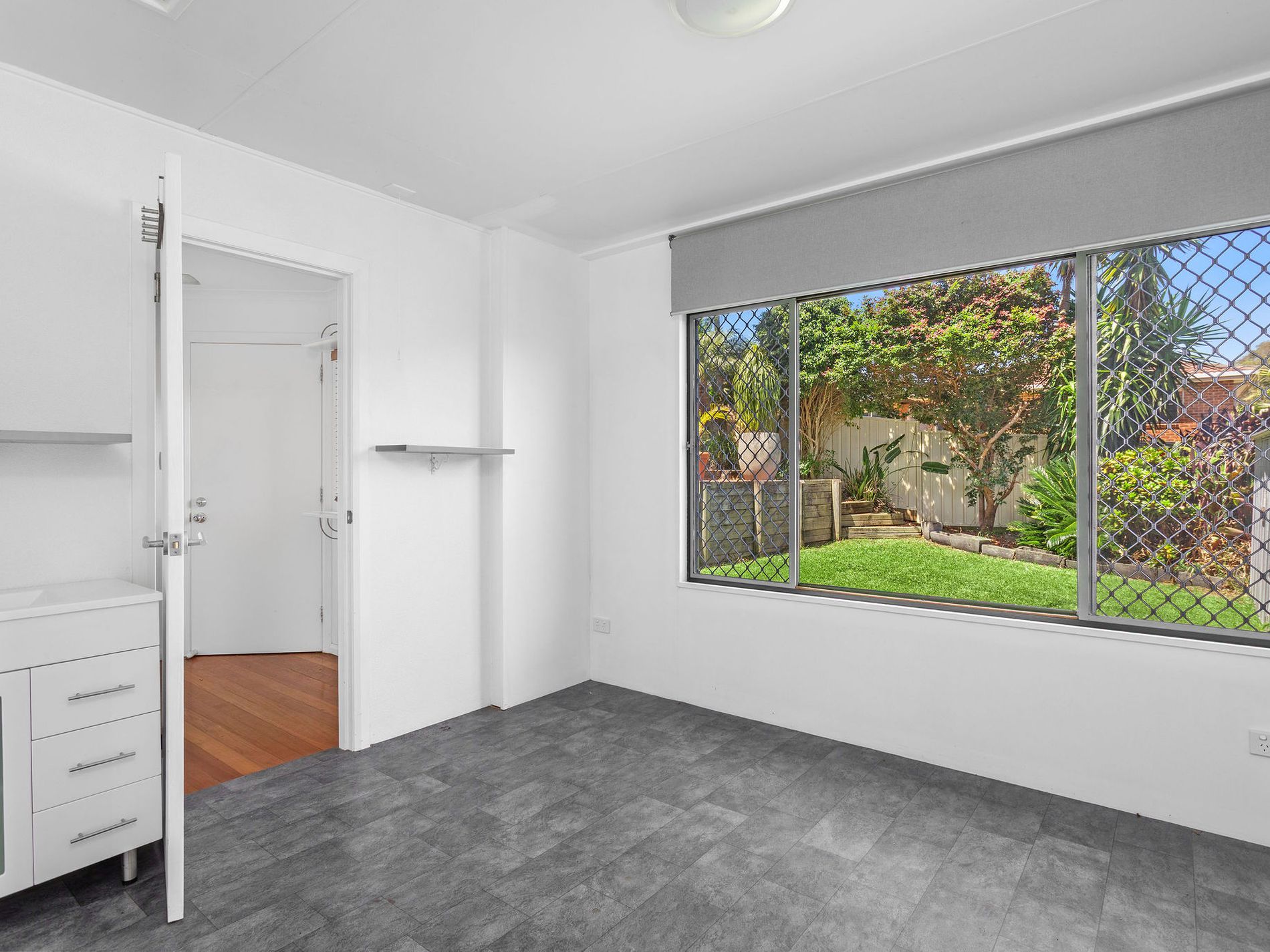 14 Sunset Avenue, Forster