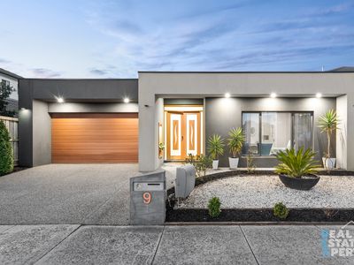 9 Springleaf Avenue, Clyde North