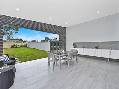 5 Lomond St, Guildford