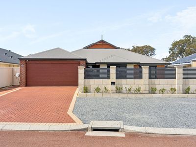 10 Teague Way, Lakelands