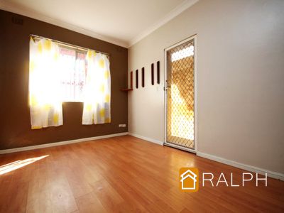 2 / 5 Fairmount Street, Lakemba