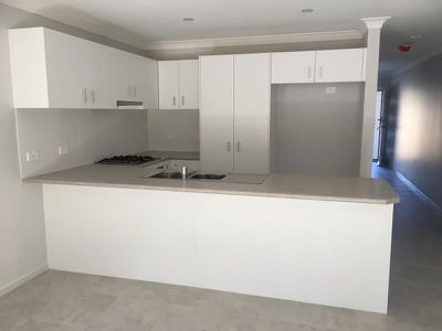 24 Corymbia Street, Croudace Bay