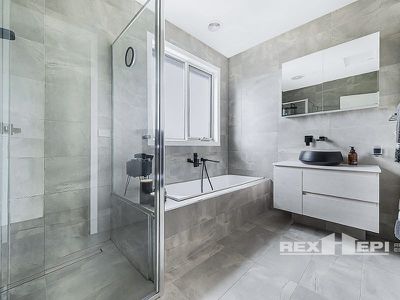 Unit 2 / 6 Matthew Court, Hampton Park