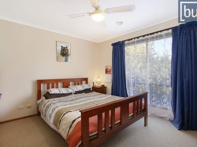11 Doongan Pl, West Albury