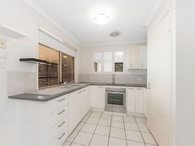 2 Tallowood Street, Yamanto