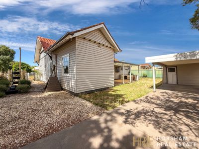 25 Harriett Street, Horsham