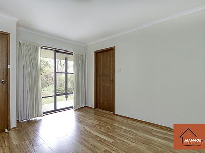 9 MCKEAHNIE STREET, Weetangera