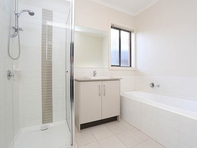 19 Mayesbrook Road, Wyndham Vale