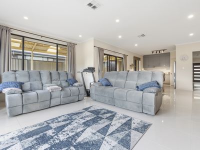 9 Begonia Drive, Eyre