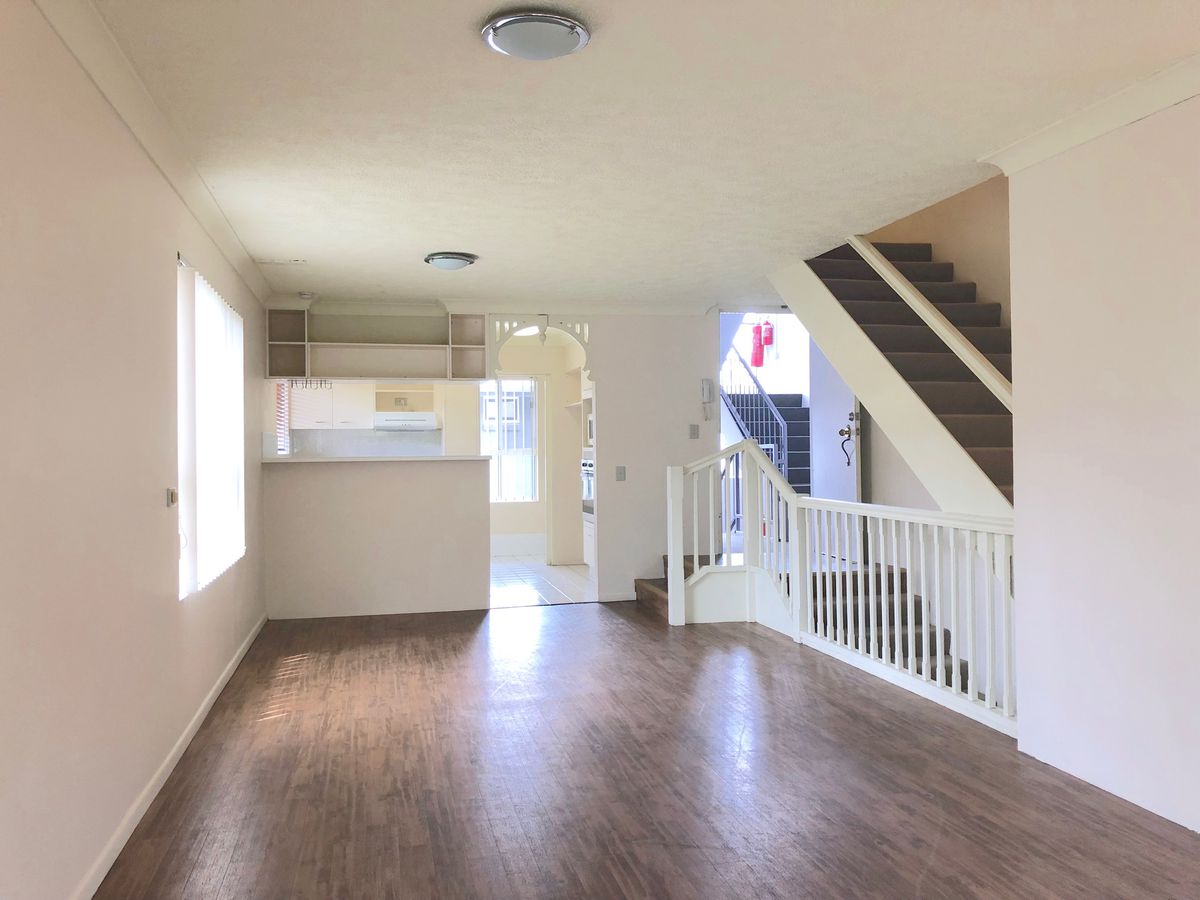 4 / 5 Norwood Street, Toowong