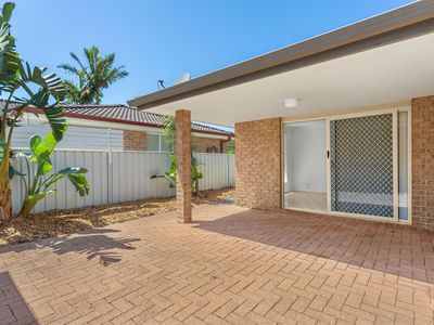 1 / 64 Amanda Crescent, Forster