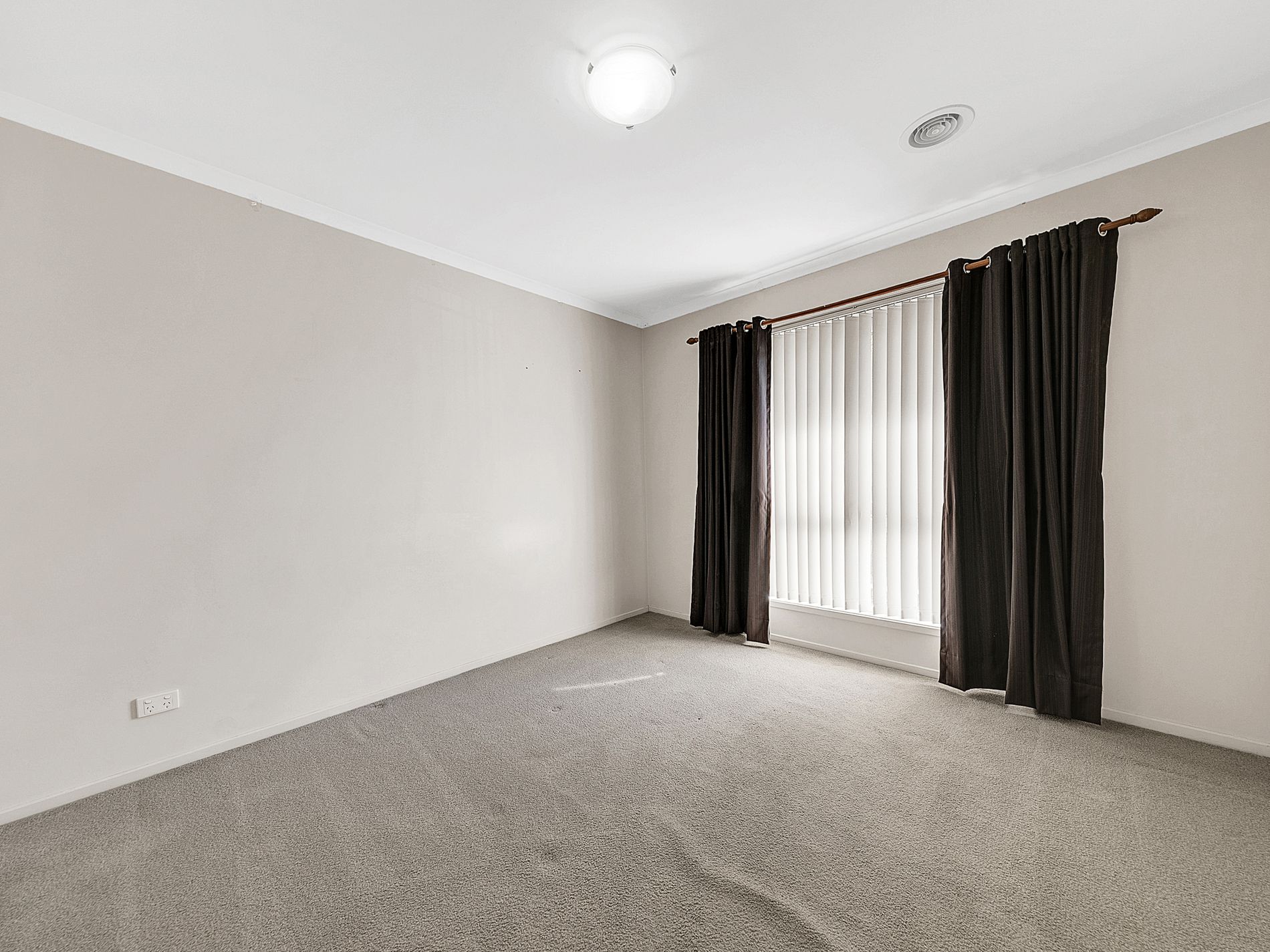 43 Bowral Loop, Craigieburn