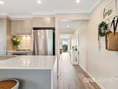 2 Adele Close, Nowra