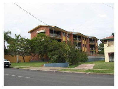 2 / 23 Queens Road, Scarness