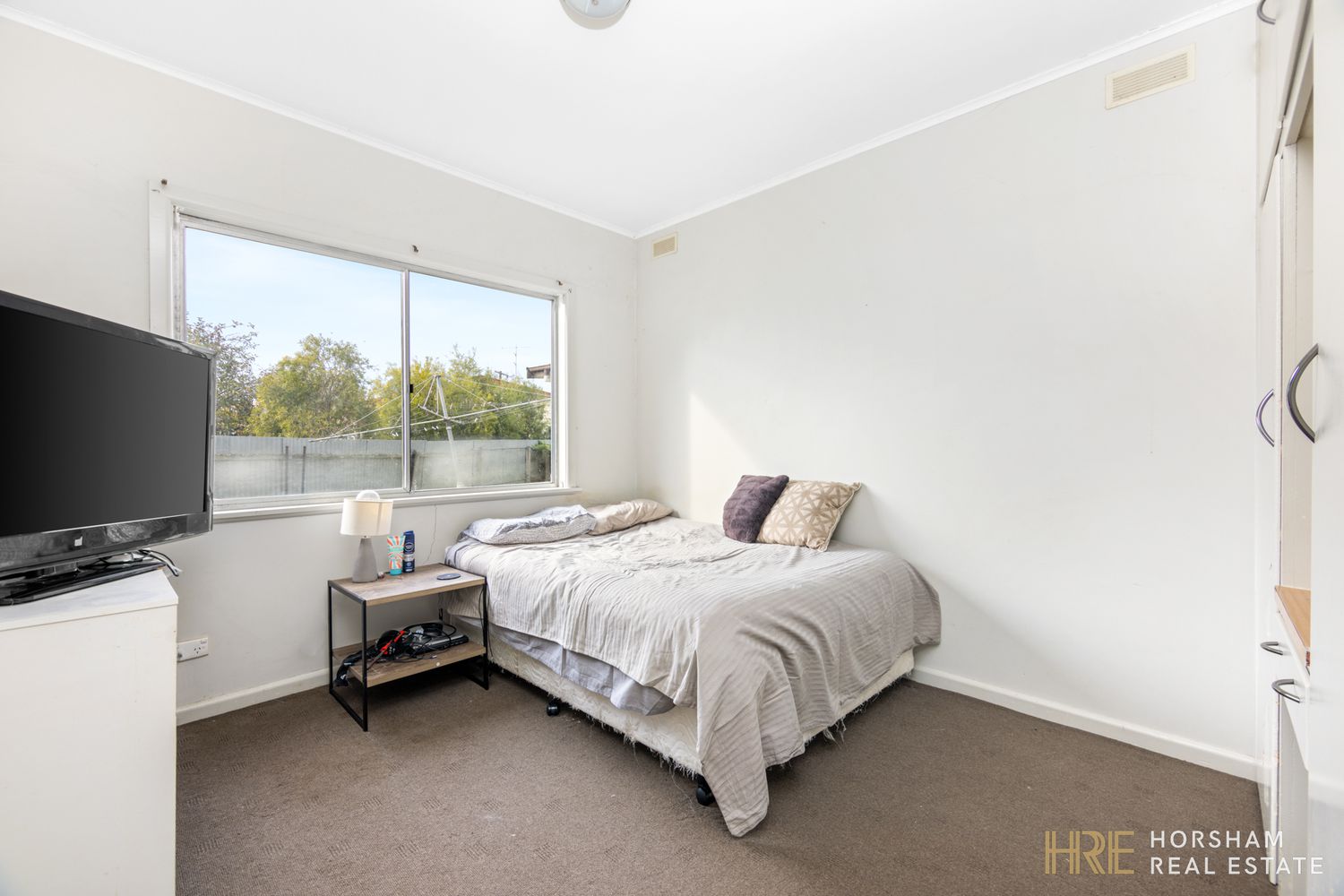 1 4 / 9 Burgess Street, Horsham