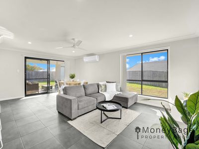 24 Amalfi Circuit, Jimboomba