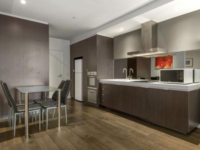 1708B / 11 Rose Lane, Melbourne