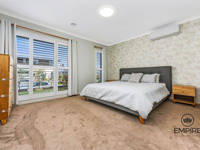 11 Sandymount Drive, Clyde North