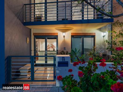 18 Old Belvidere Promenade, East Perth