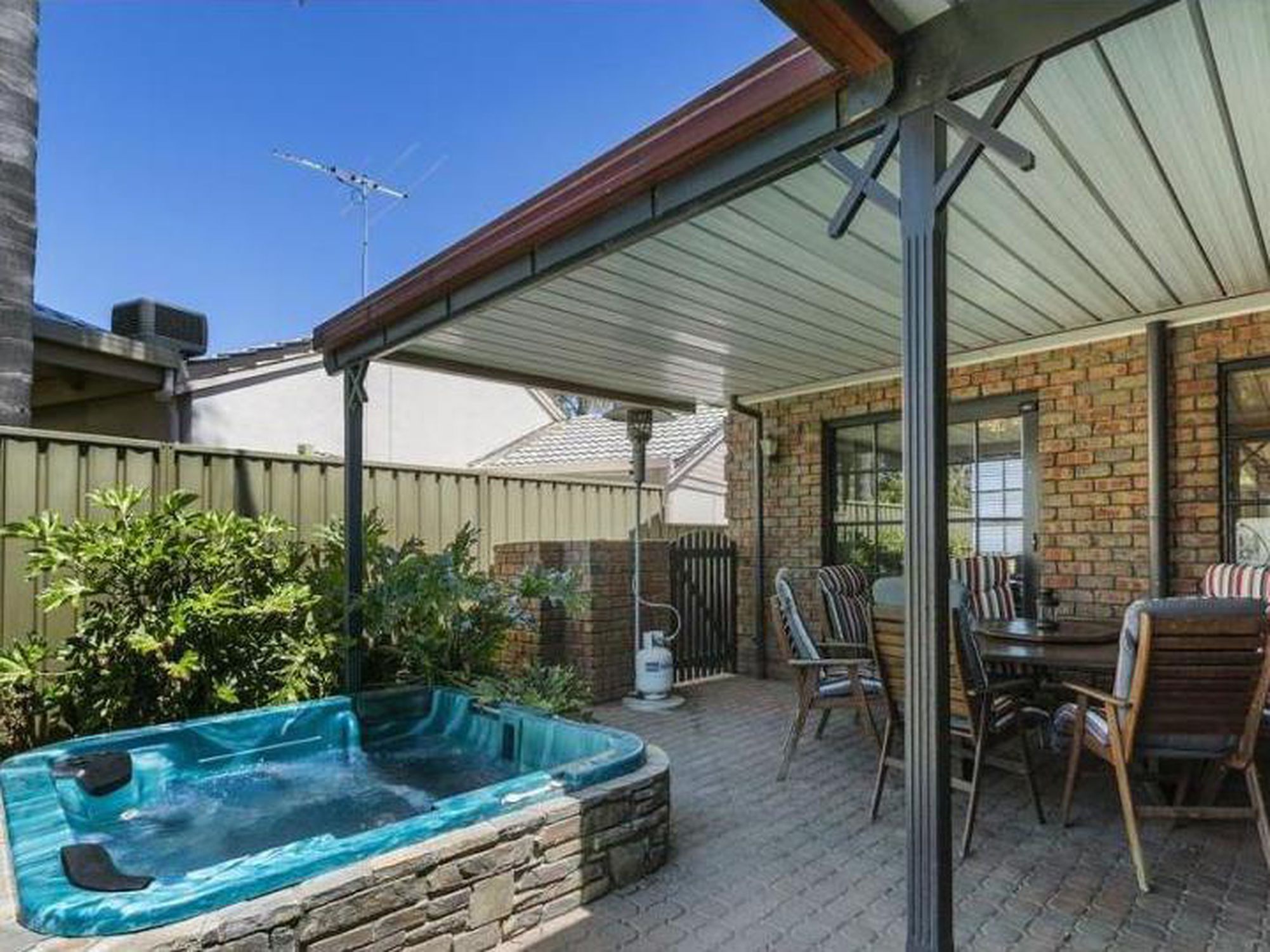16 Lapwing Street, Hallett Cove