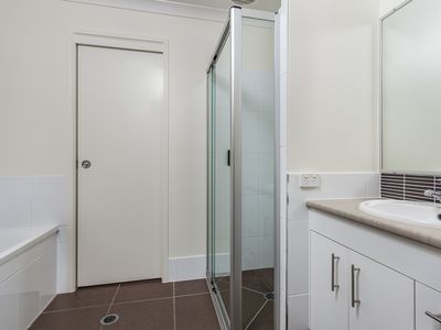 49 Clove Street, Griffin