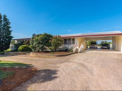 220 Nineteenth Avenue, Eden Park