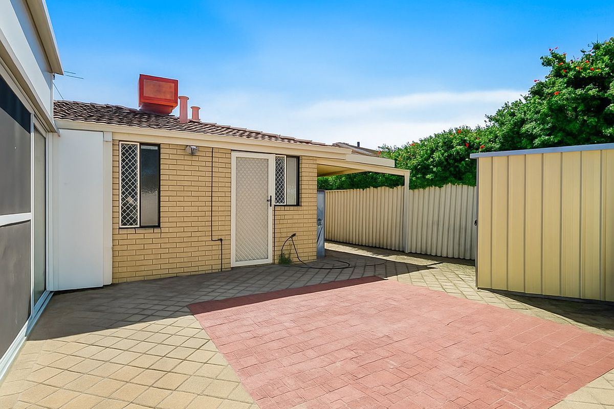 24A Castlereagh Close, Willetton