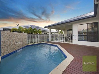 11 Riverwood Drive, Idalia
