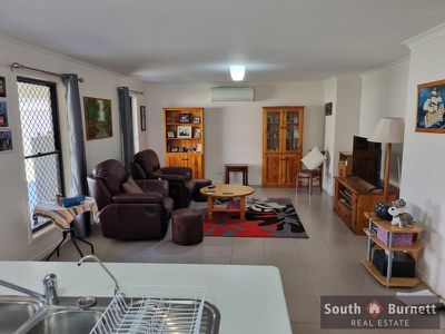 11 ALLAN Place, Kingaroy