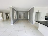 37A Lindfield Circuit, Robertson