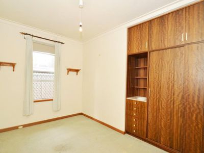 28 Edgewater Road, Salter Point
