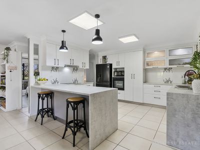 1 Nicole Place, Taroomball