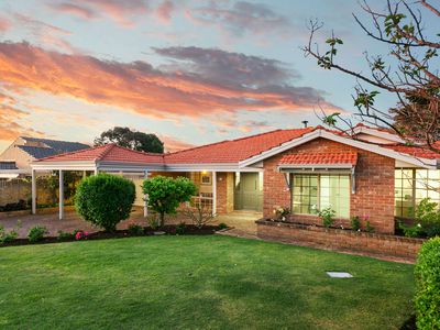 48 Lucraft Gardens, Winthrop